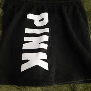 VICTORIA SECRET PINK SHORTS SIZE MED.